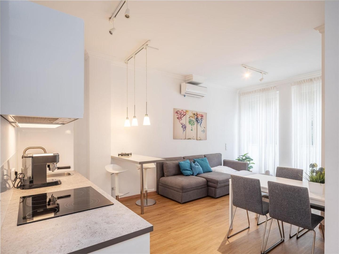 Stylisch Eingerichtete Mitten In München! Apartment