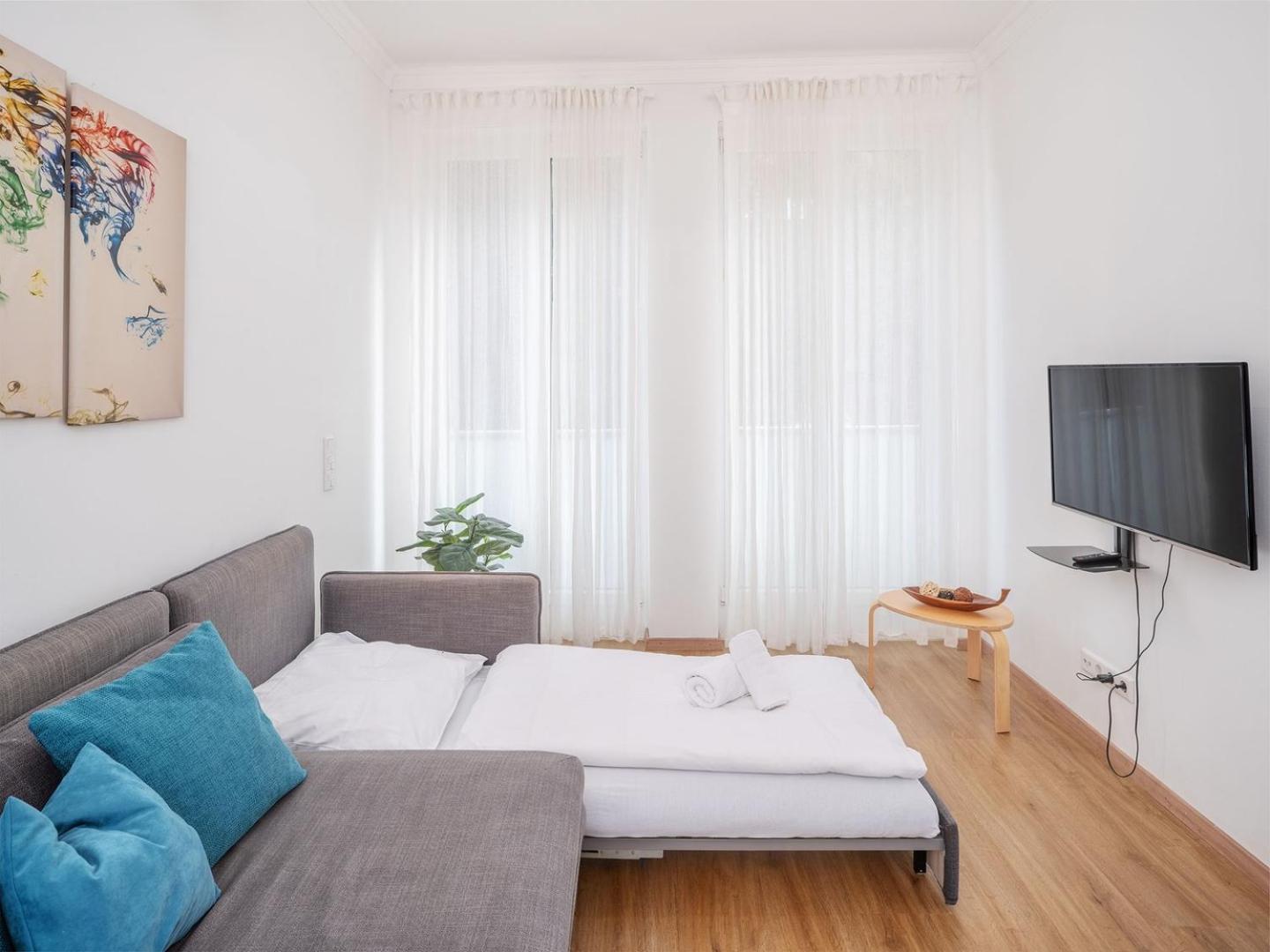 Apartment Stylisch Eingerichtete Mitten In München!